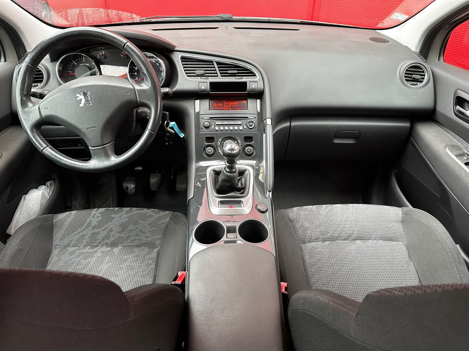 Peugeot 3008 1.6 HDi 120 CV Premium – GARANTIE 12 MOIS — photo 7