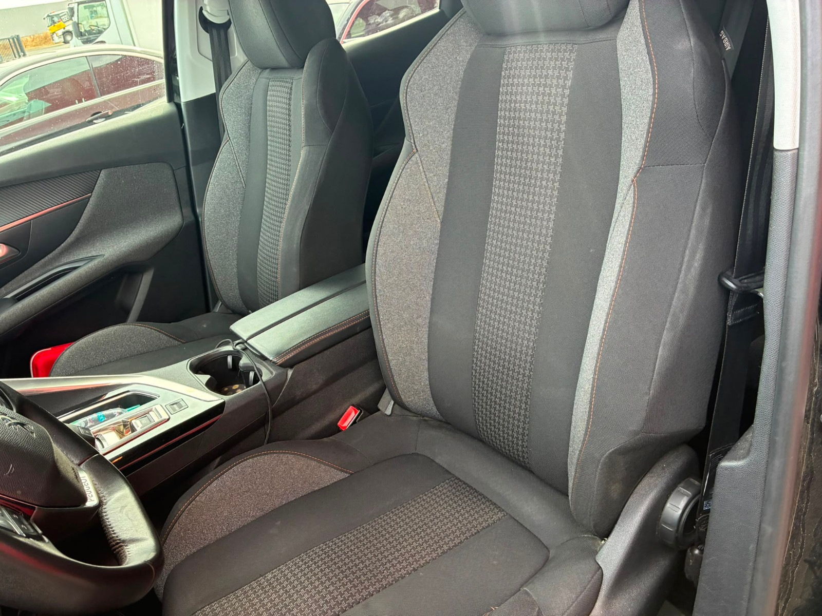 Peugeot 3008 II Active 1.5 BlueHDi EAT8 130cv – GARANTIE 12 MOIS — photo 13