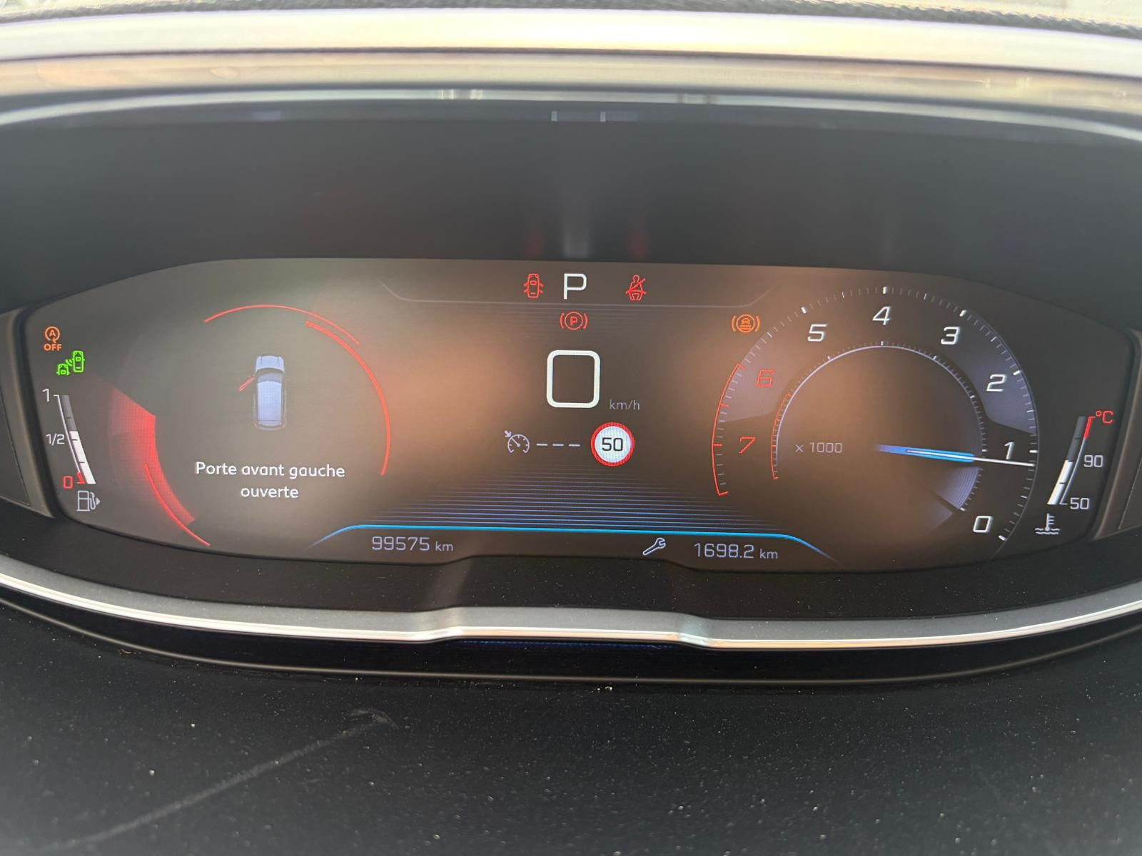 Peugeot 3008 II - vue 1