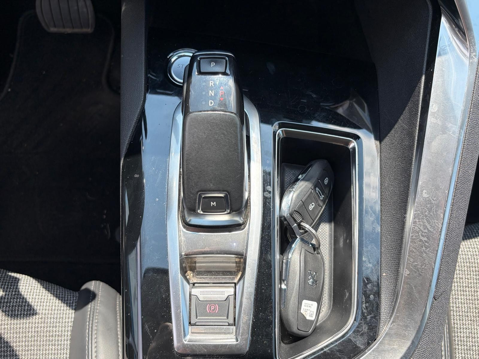 Peugeot 3008 II - vue 1