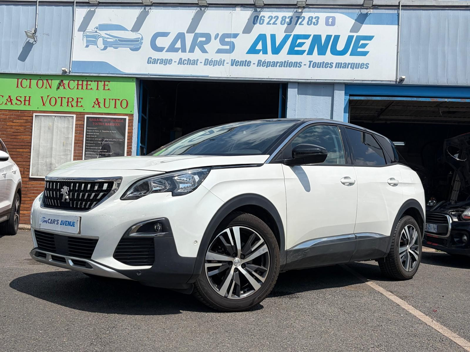 Peugeot 3008 II - vue 1