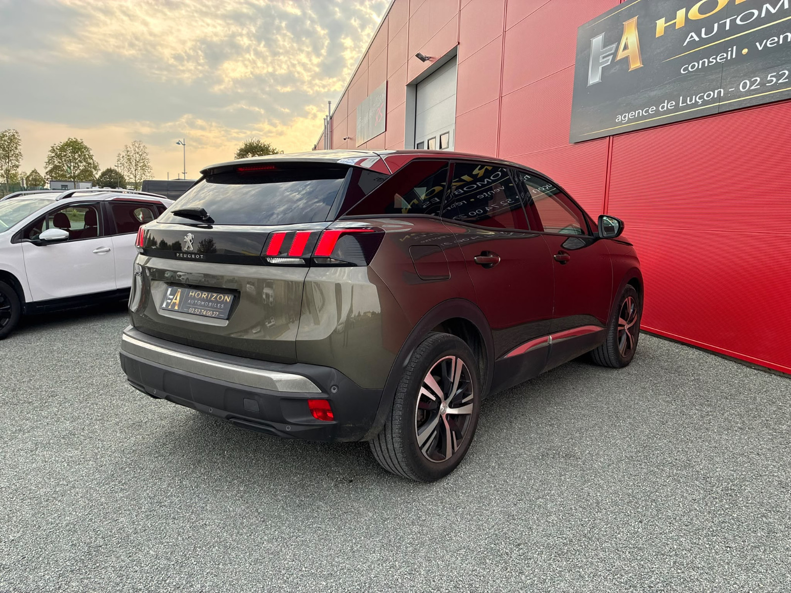 Peugeot 3008 II Allure 1.5 BlueHDi EAT8 130 cv – CARPLAY – GARANTIE 12 MOIS — photo 7