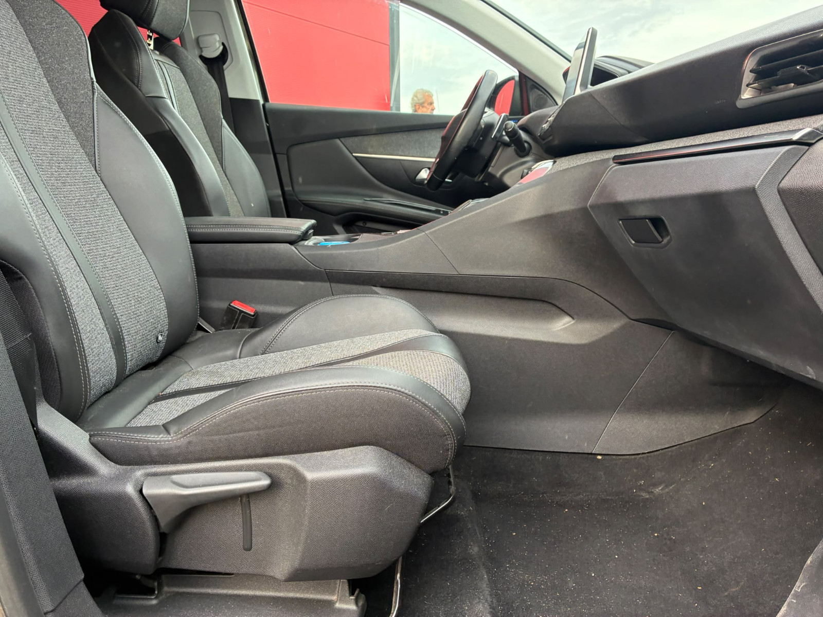 Peugeot 3008 II Allure 1.5 BlueHDi EAT8 130 cv – CARPLAY – GARANTIE 12 MOIS — photo 14