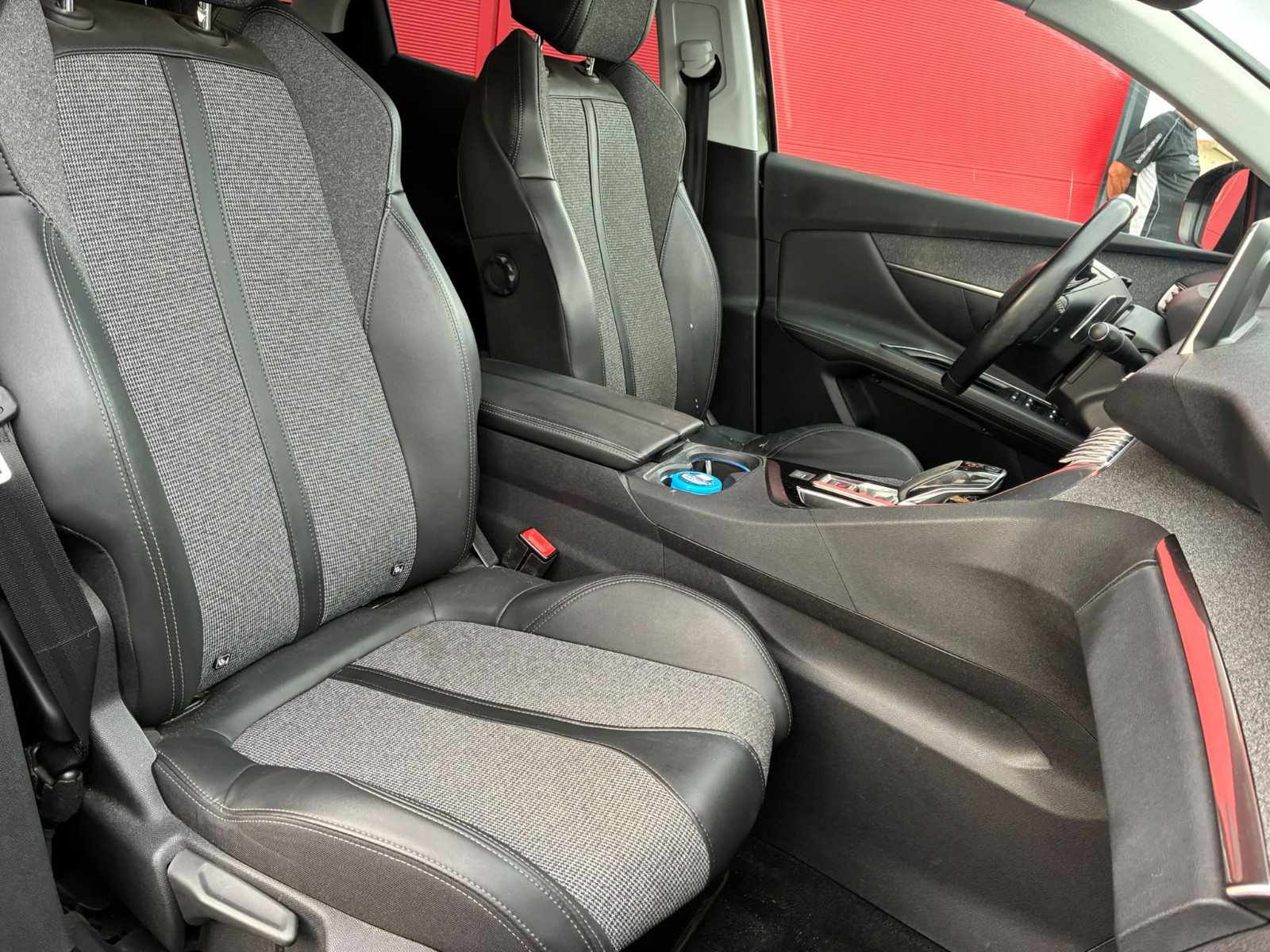 Peugeot 3008 II Allure 1.5 BlueHDi EAT8 130 cv – CARPLAY – GARANTIE 12 MOIS — photo 17