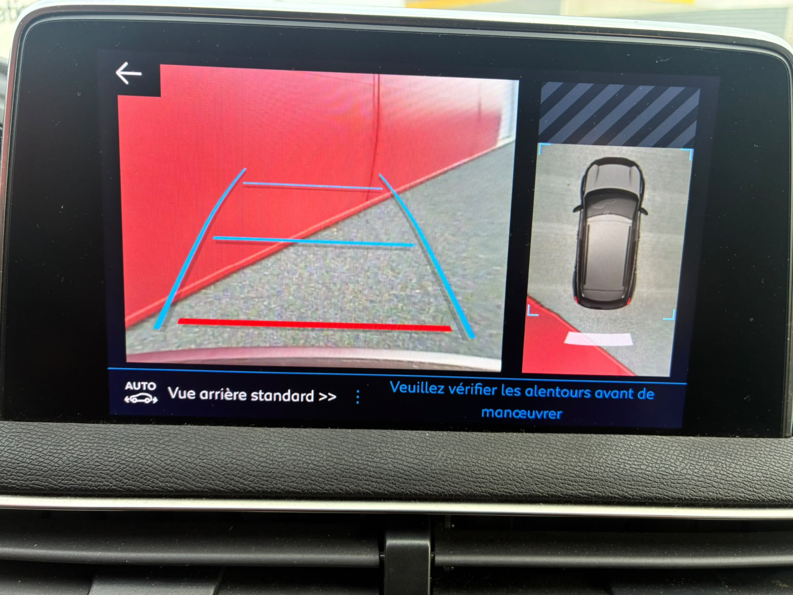 Peugeot 3008 II Allure 1.5 BlueHDi EAT8 130 cv – CARPLAY – GARANTIE 12 MOIS — photo 24