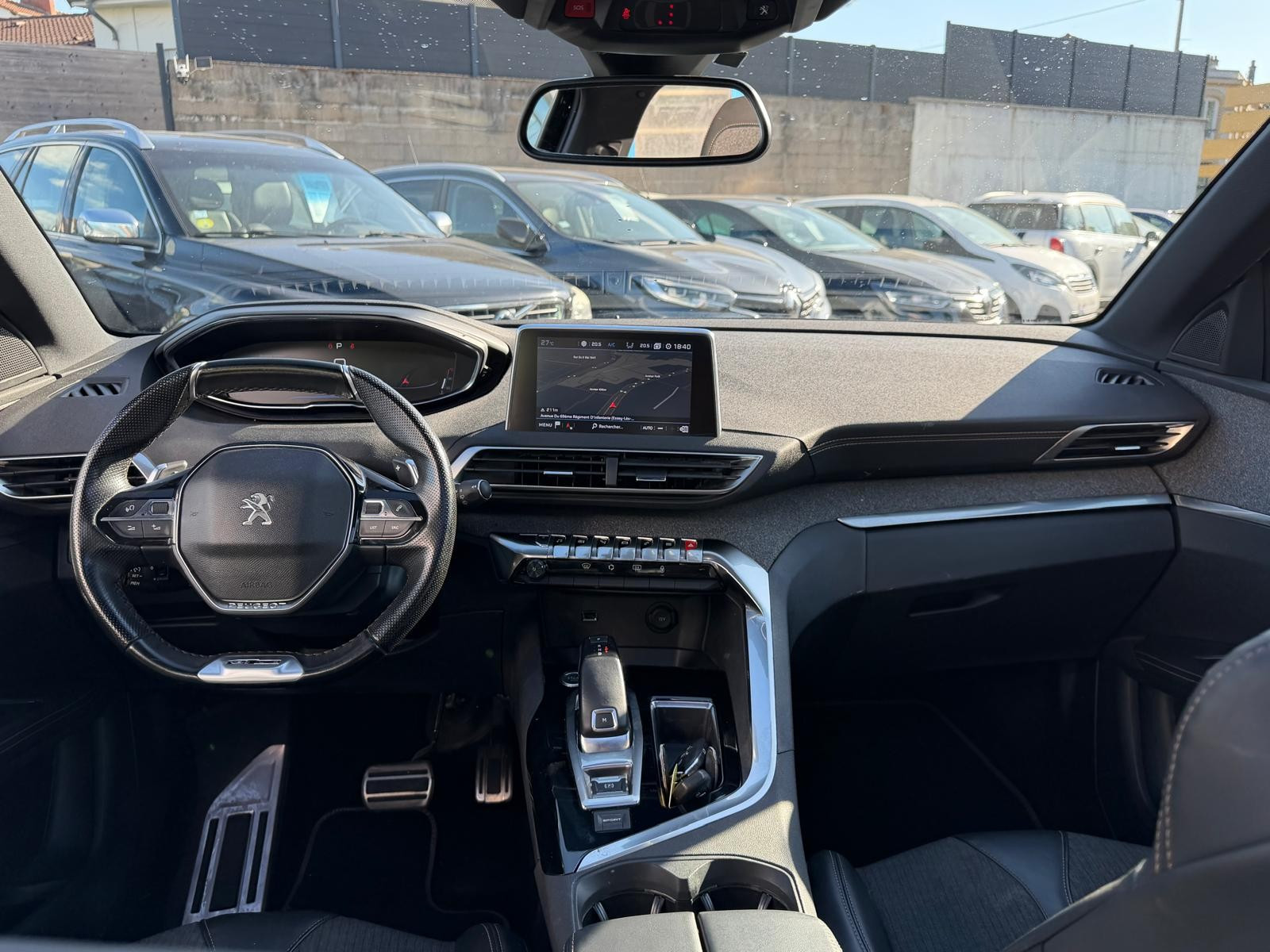 Peugeot 3008 II - vue 1