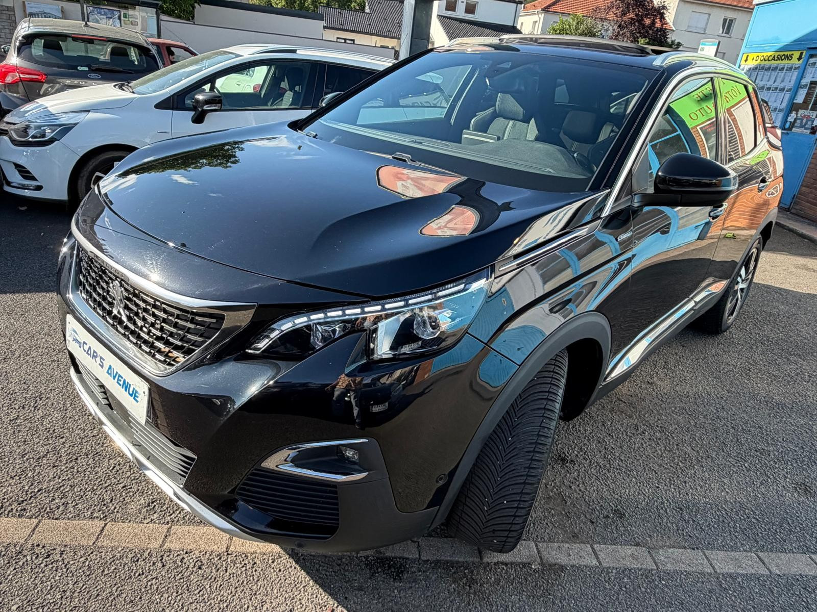 Peugeot 3008 II - vue 1