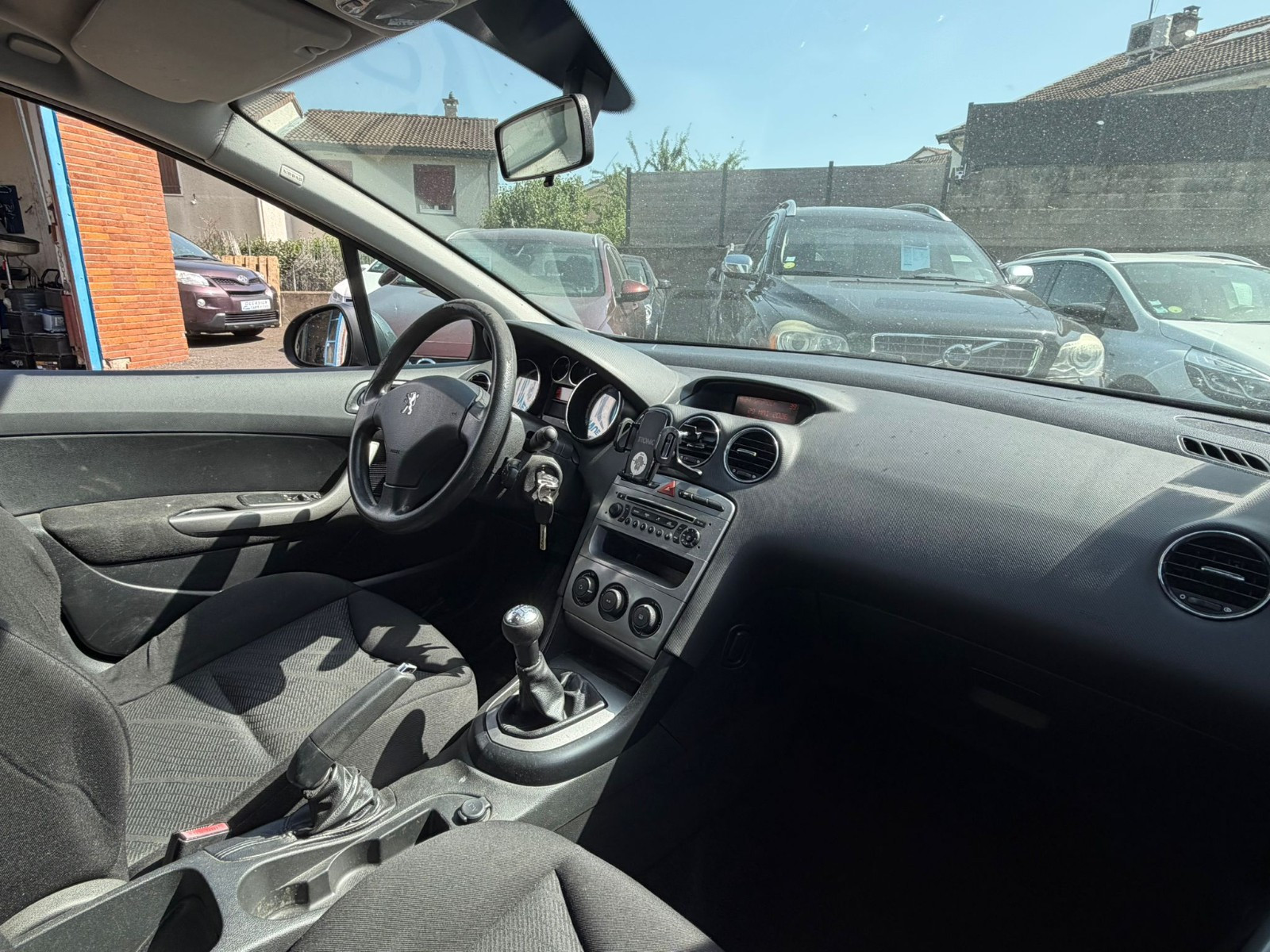 Peugeot 308 - vue 1