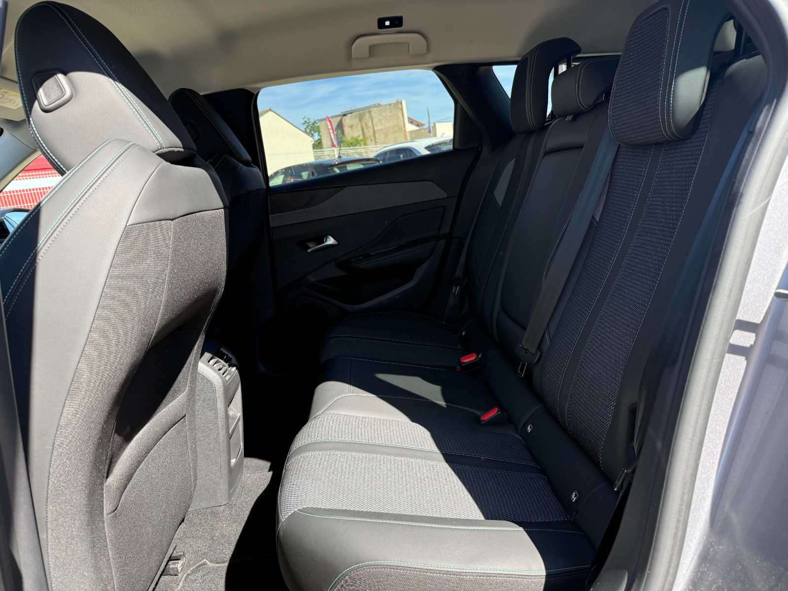 Peugeot 308 SW - vue 1