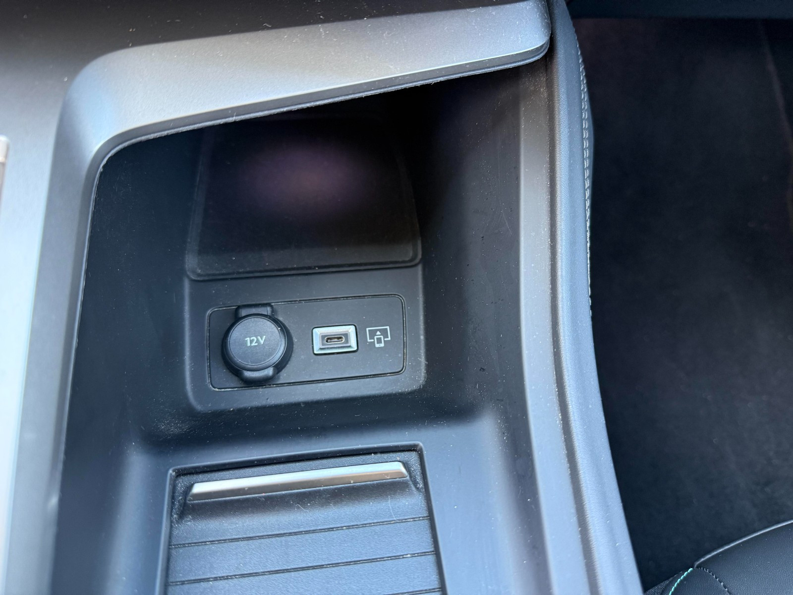 Peugeot 308 SW - vue 1