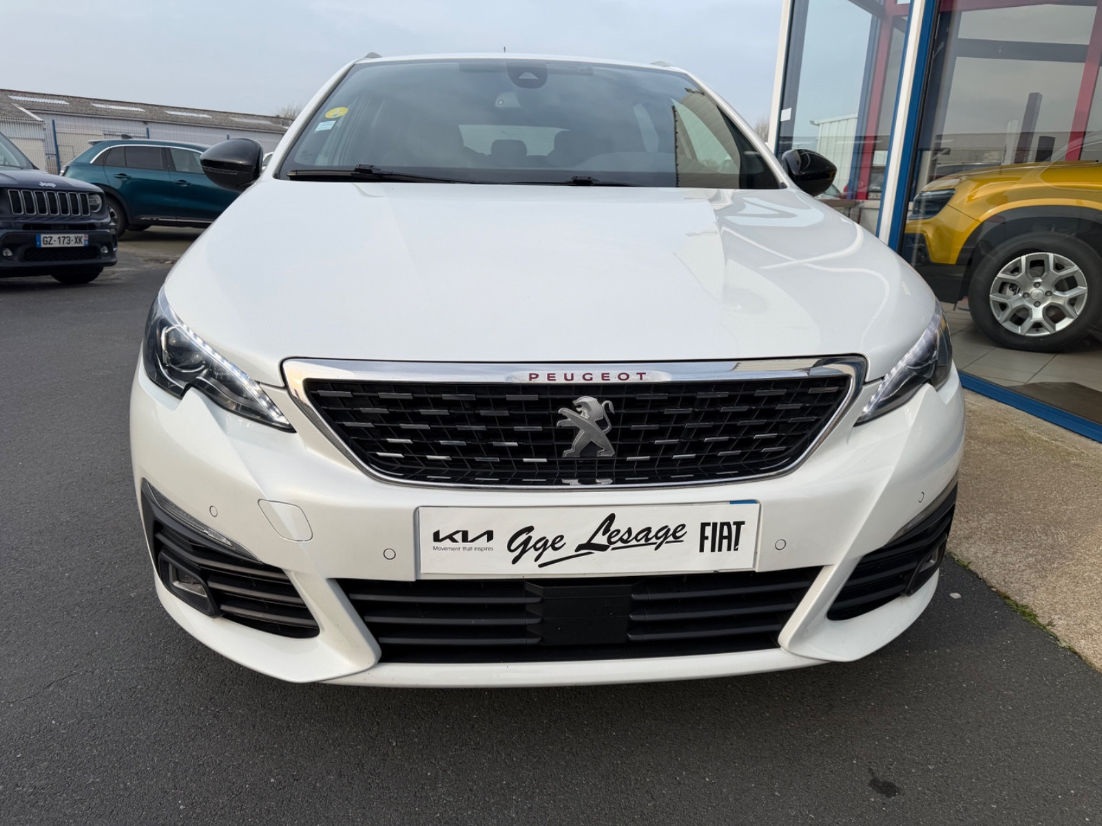 Peugeot 308 SW HDI 130 CH EAT8 GT - vue 1