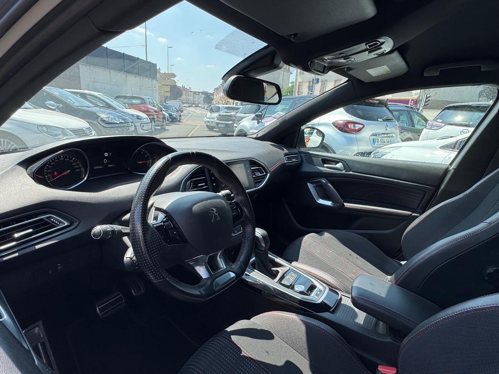 Peugeot 308 SW - vue 1