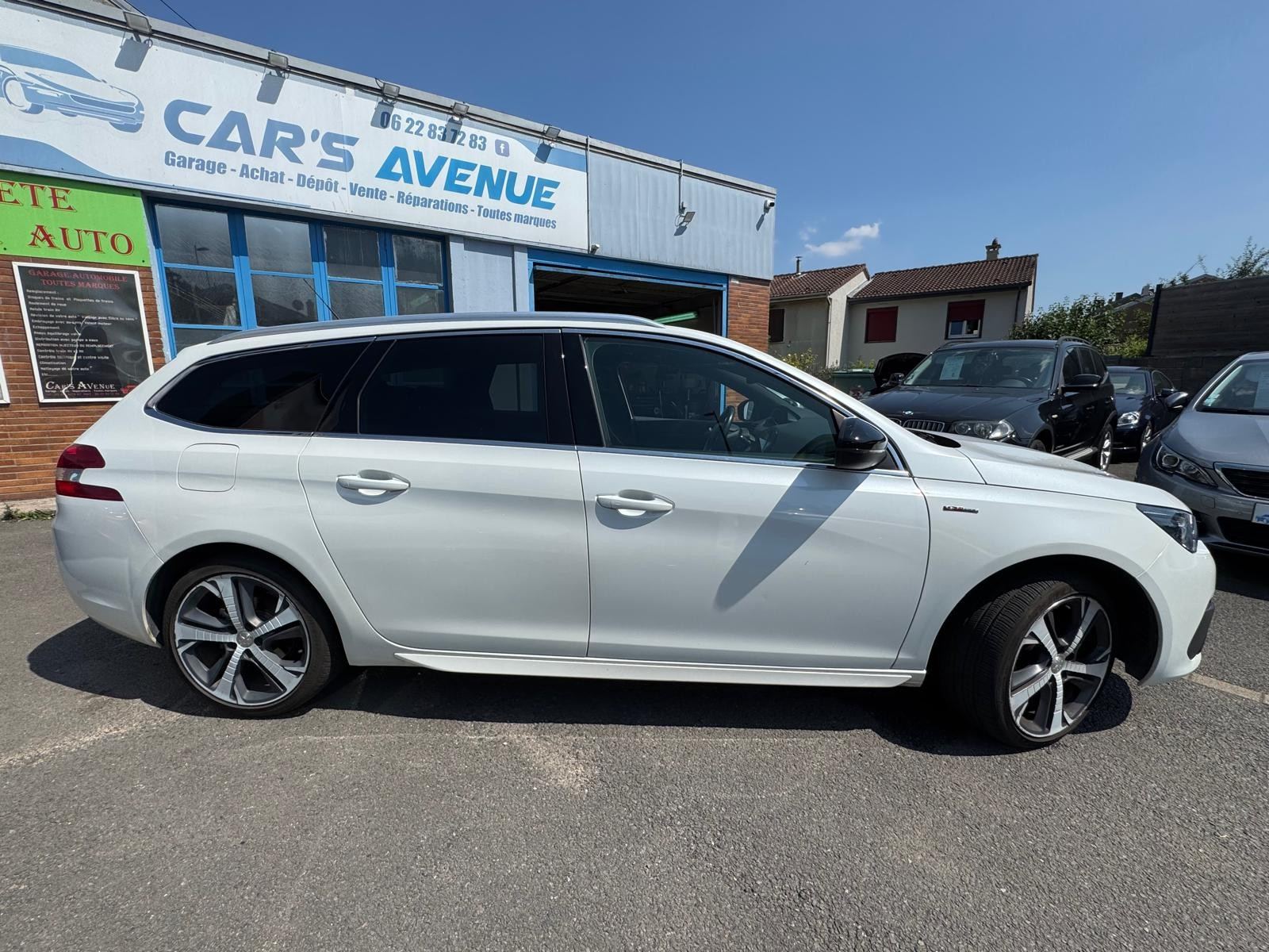 Peugeot 308 SW - vue 1