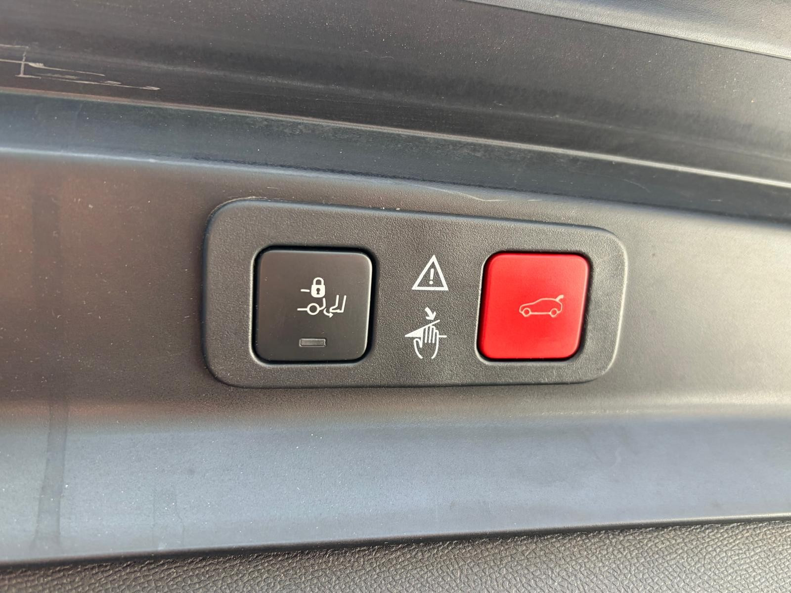 Peugeot 5008 - vue 1