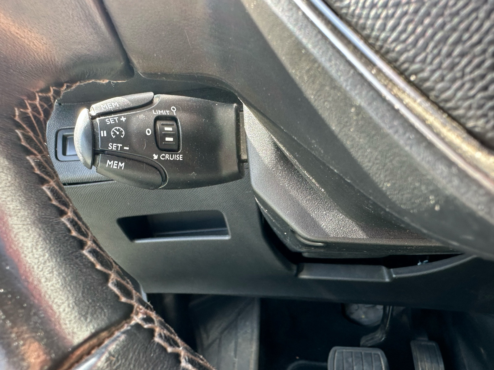 Peugeot 5008 1,6 Blue HDI 120 CH ALLURE BUSINESS – GARANTIE 12 MOIS — photo 22