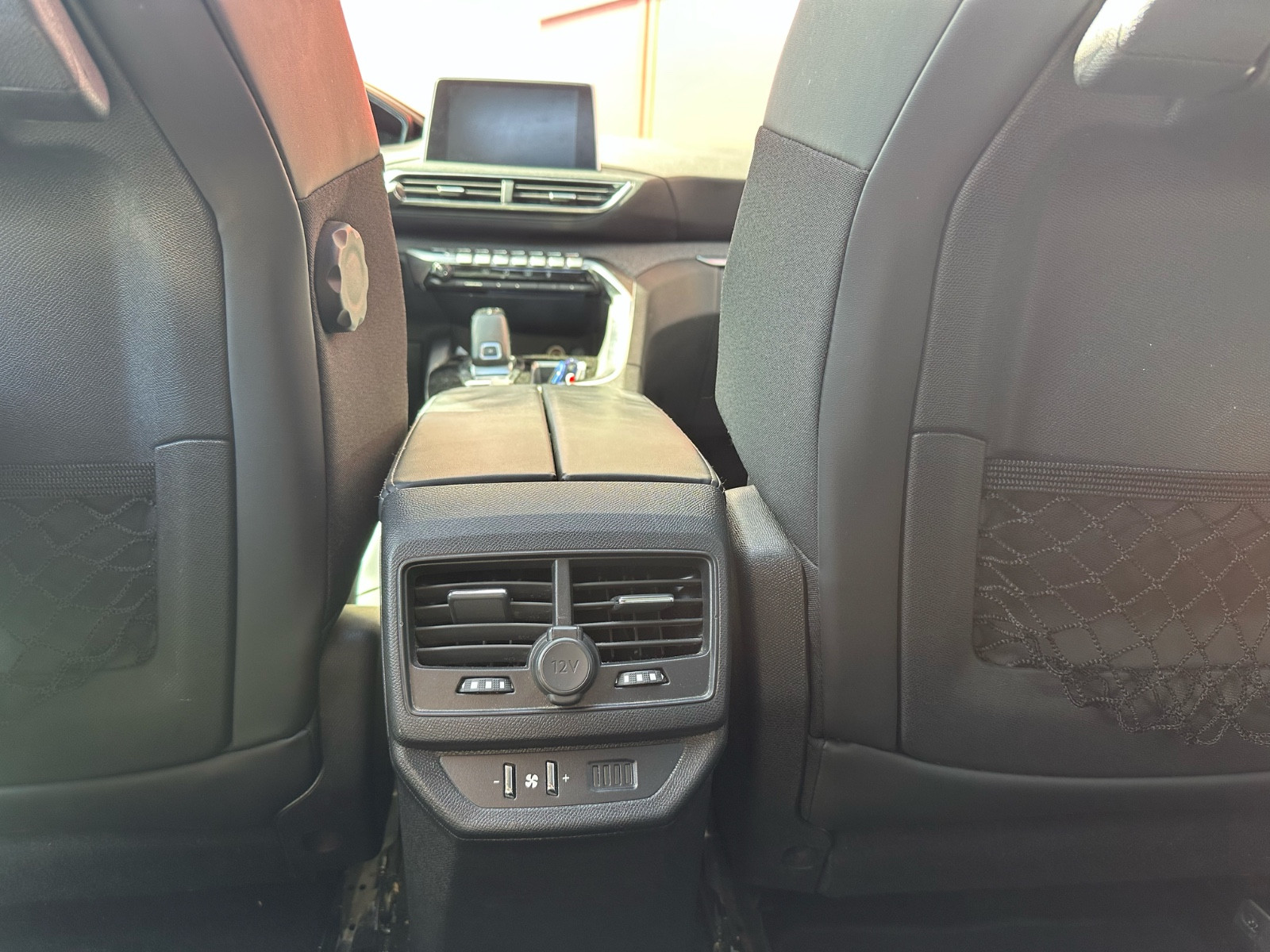 Peugeot 5008 1,6 Blue HDI 120 CH ALLURE BUSINESS – GARANTIE 12 MOIS — photo 34