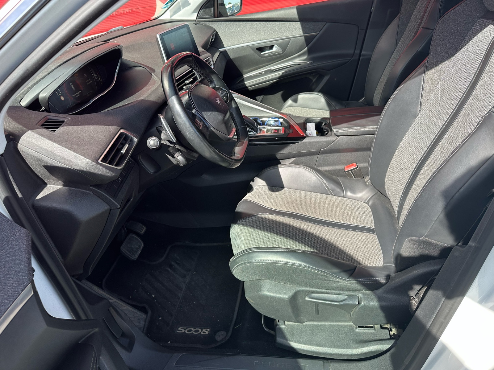 Peugeot 5008 1,6 Blue HDI 120 CH ALLURE BUSINESS – GARANTIE 12 MOIS — photo 13
