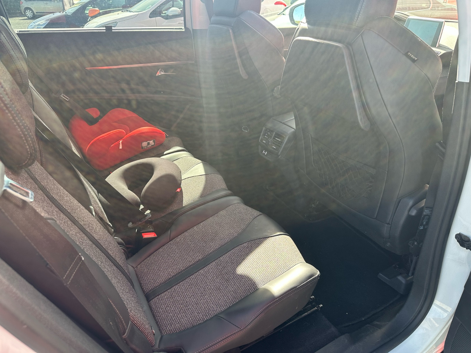 Peugeot 5008 1,6 Blue HDI 120 CH ALLURE BUSINESS – GARANTIE 12 MOIS — photo 30