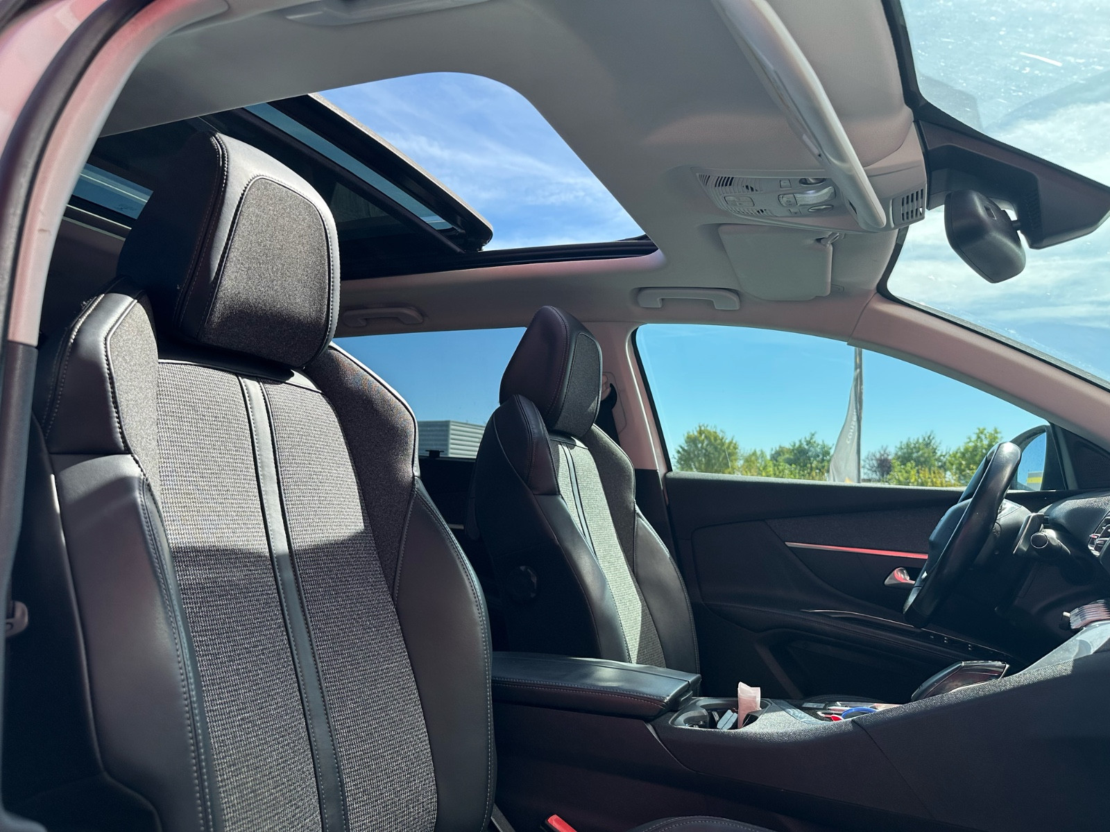 Peugeot 5008 1,6 Blue HDI 120 CH ALLURE BUSINESS – GARANTIE 12 MOIS — photo 17