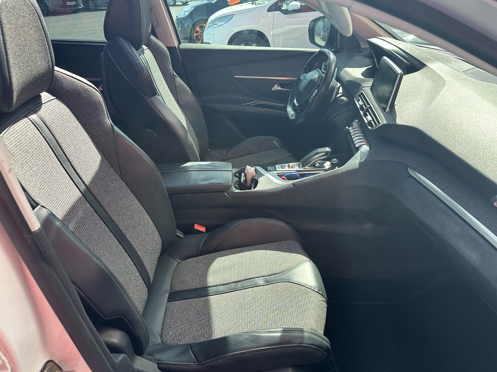 Peugeot 5008 1,6 Blue HDI 120 CH ALLURE BUSINESS – GARANTIE 12 MOIS — photo 16