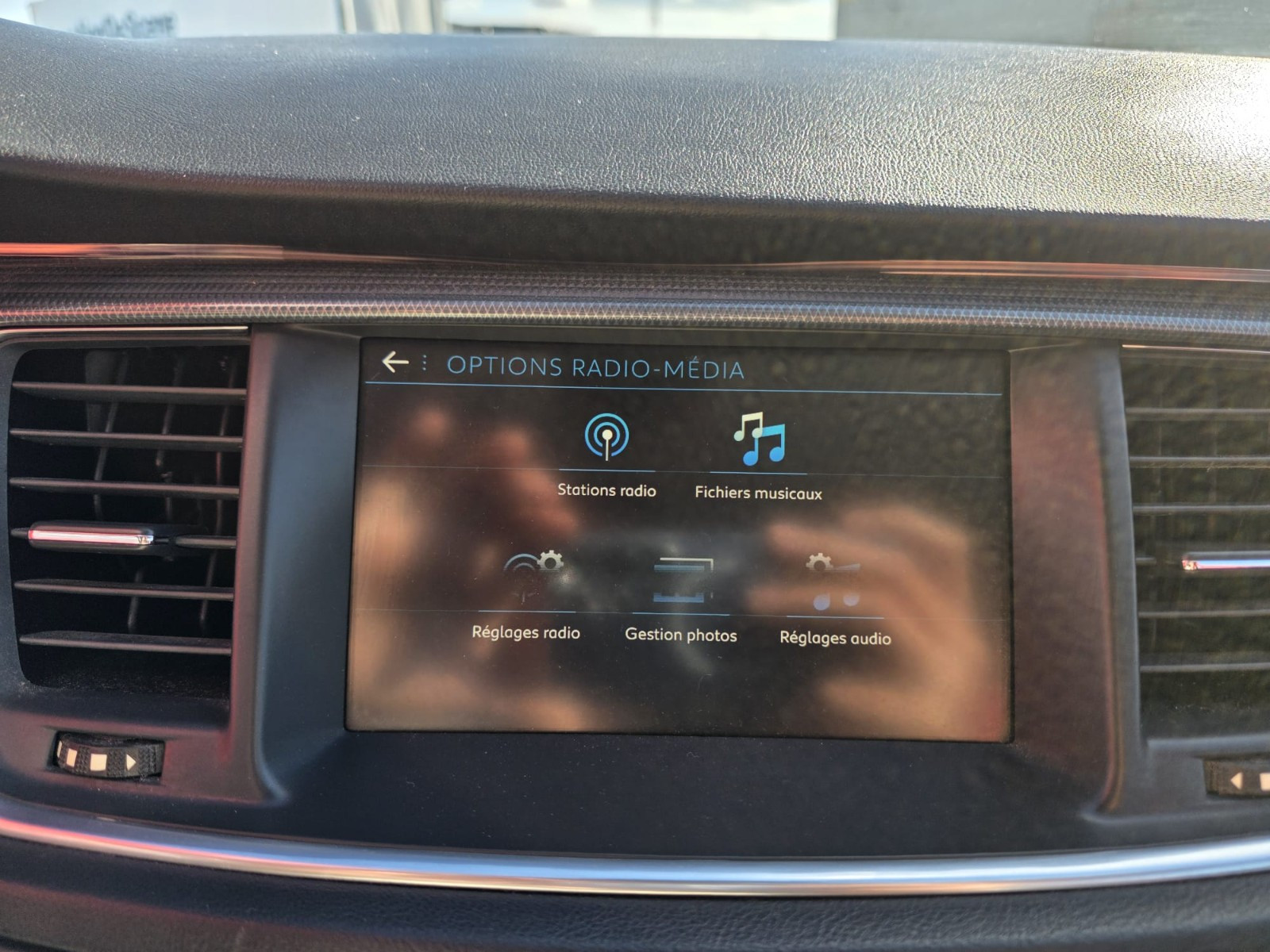 Peugeot 508 SW 1.6 BlueHDi 120ch Active Business S&S -Garantie 12 mois- — photo 28