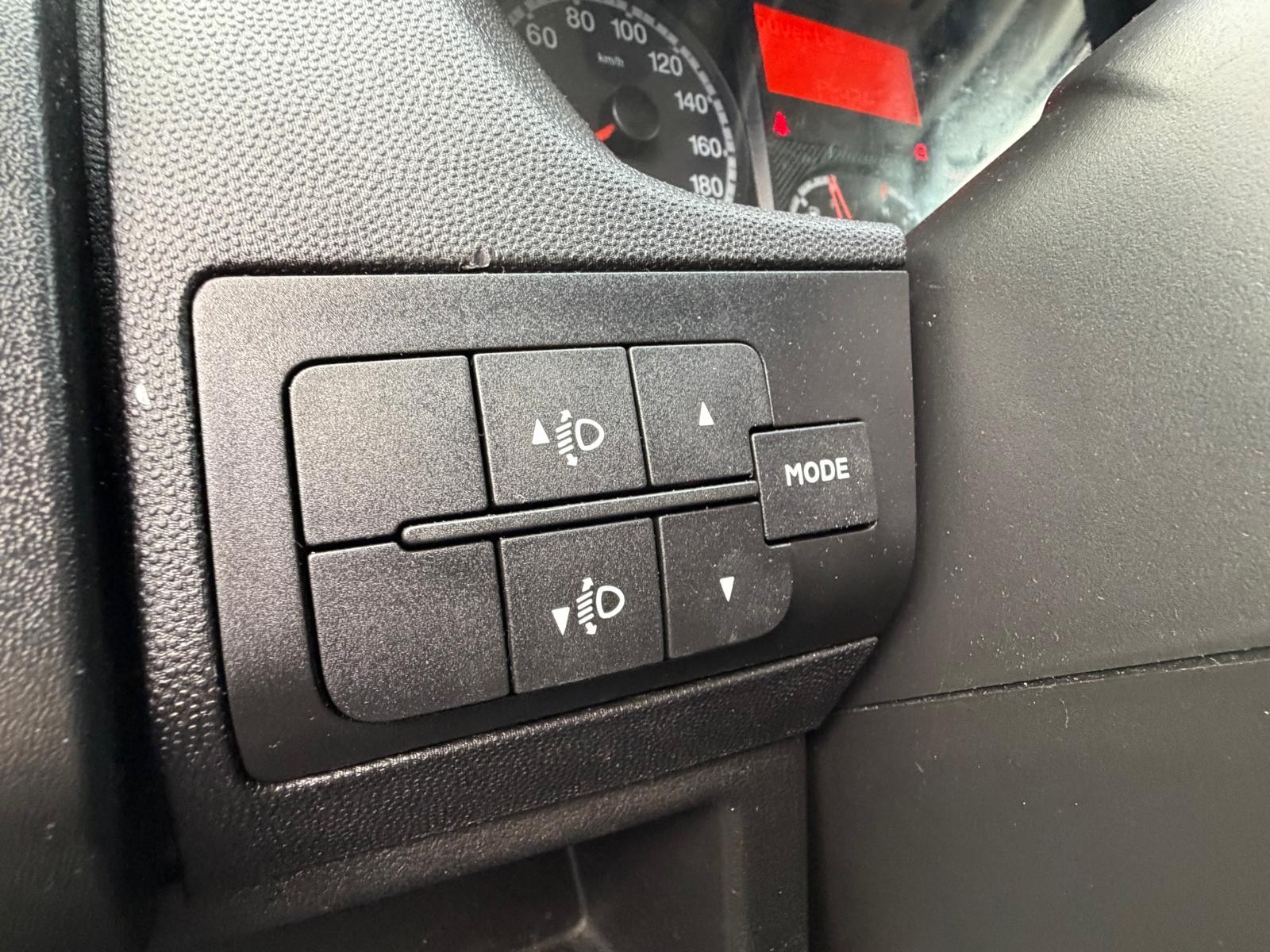 Peugeot Boxer  Combi empatt.3000mm - vue 1