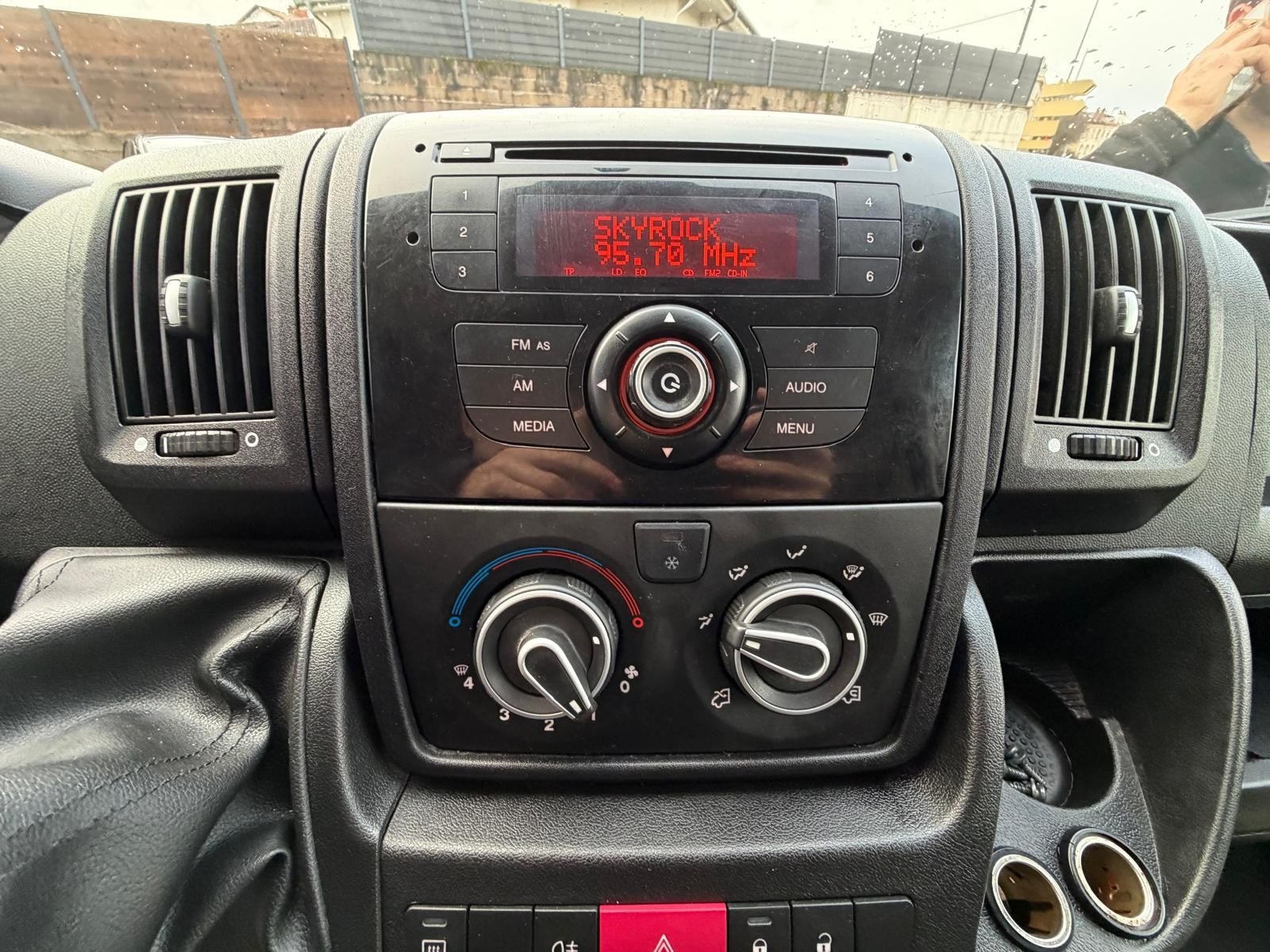 Peugeot Boxer  Combi empatt.3000mm - vue 1