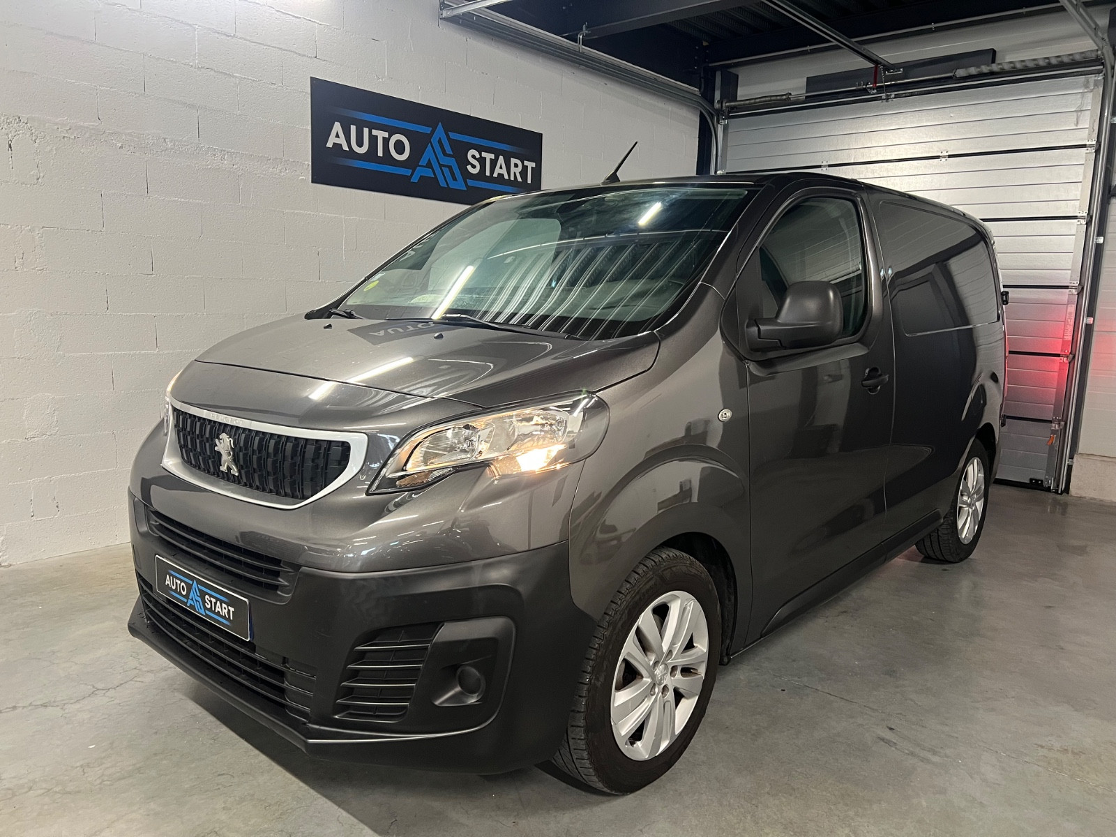 Peugeot EXPERT FOURGON Pro Compact