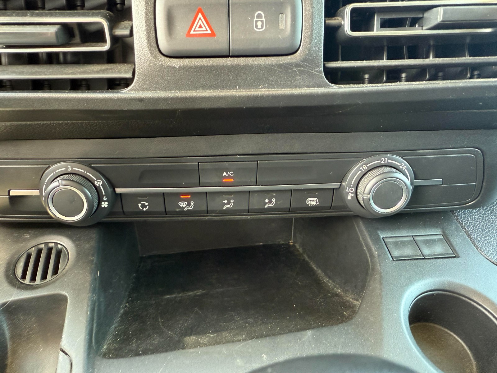 Peugeot Partner III - vue 1