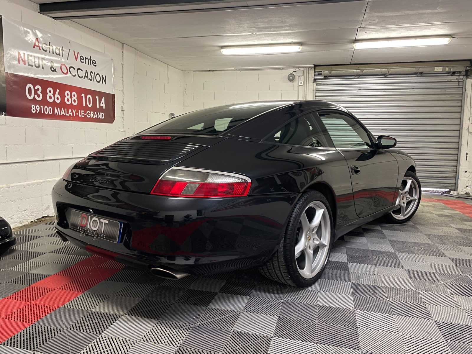 Porsche 911 - vue 1