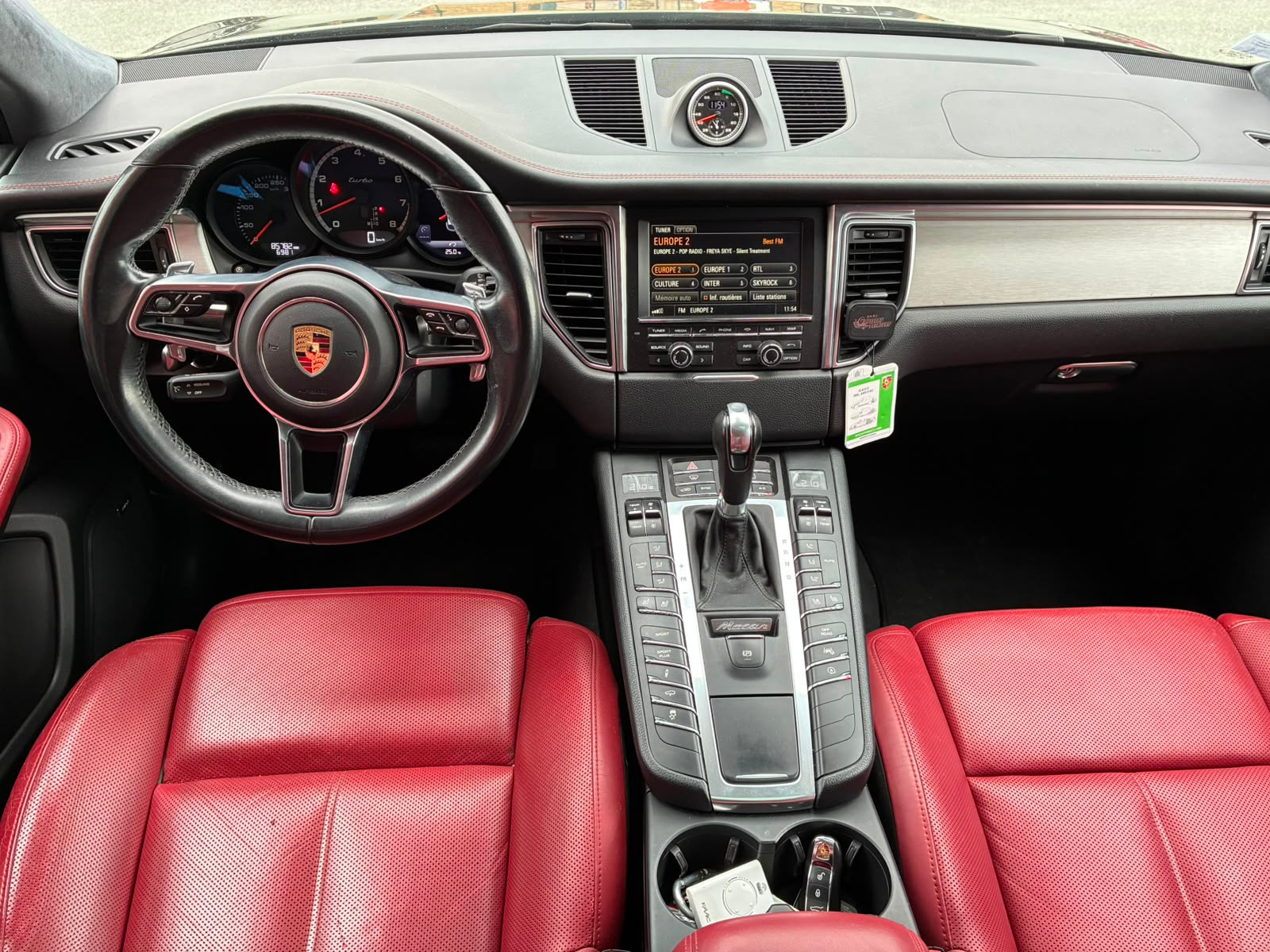 Porsche Macan Turbo PDK 3.6i V6 PACK CHRONO- GARANTIE 12 MOIS — photo 9