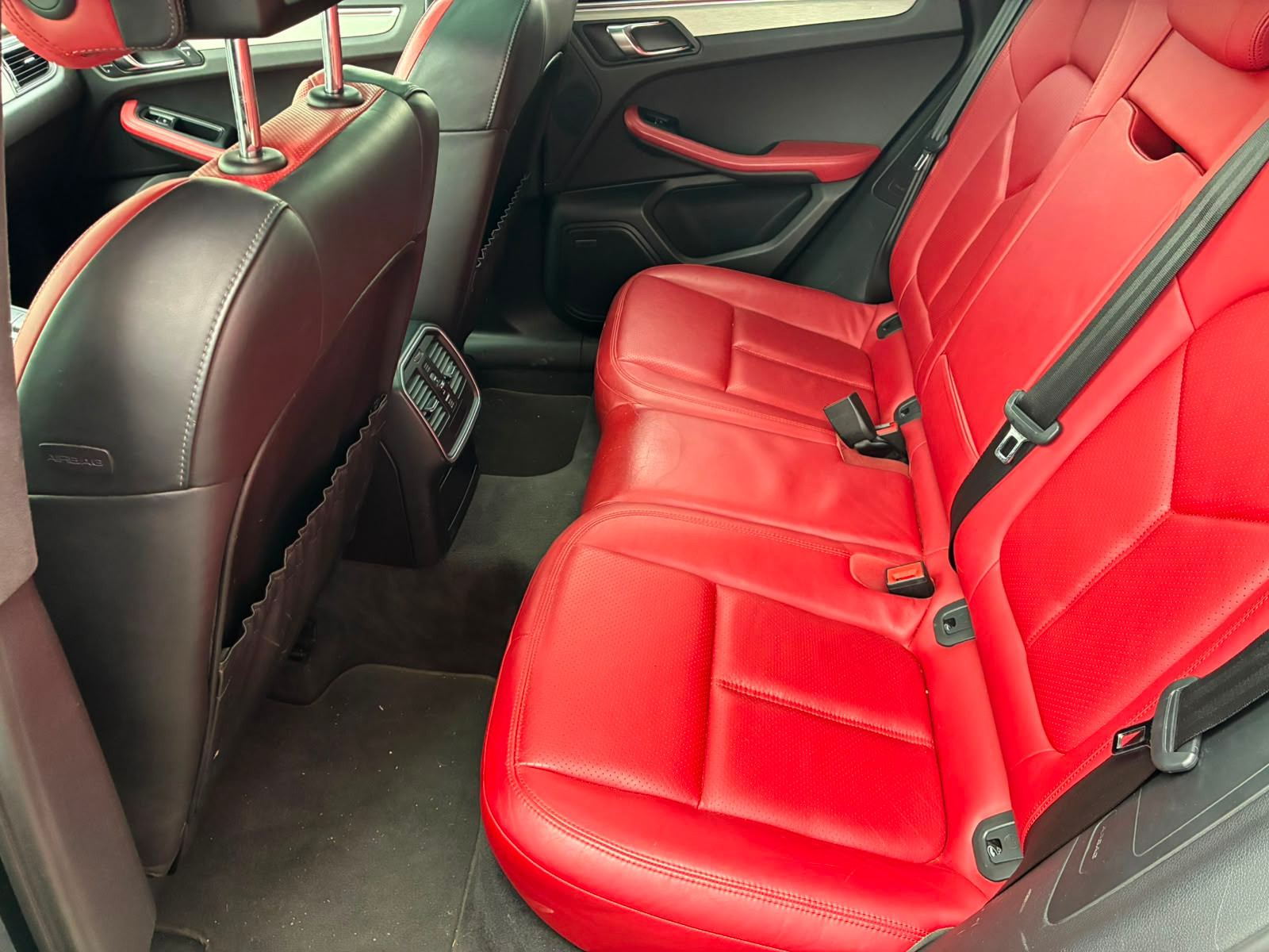 Porsche Macan Turbo PDK 3.6i V6 PACK CHRONO- GARANTIE 12 MOIS — photo 19