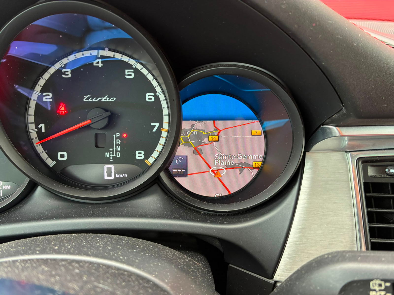 Porsche Macan Turbo PDK 3.6i V6 PACK CHRONO- GARANTIE 12 MOIS — photo 28