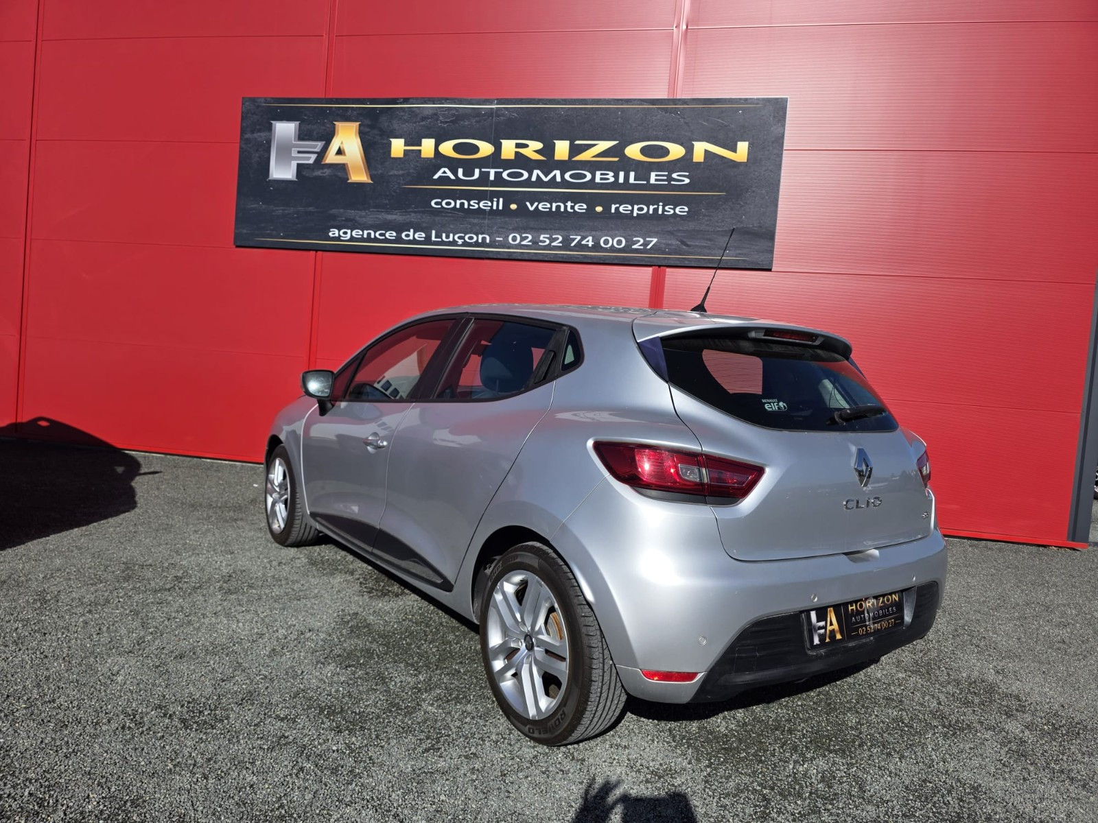 Renault Clio IV 1.5 dCi 90ch energy Zen 5p -Garantie 12 mois- — photo 5