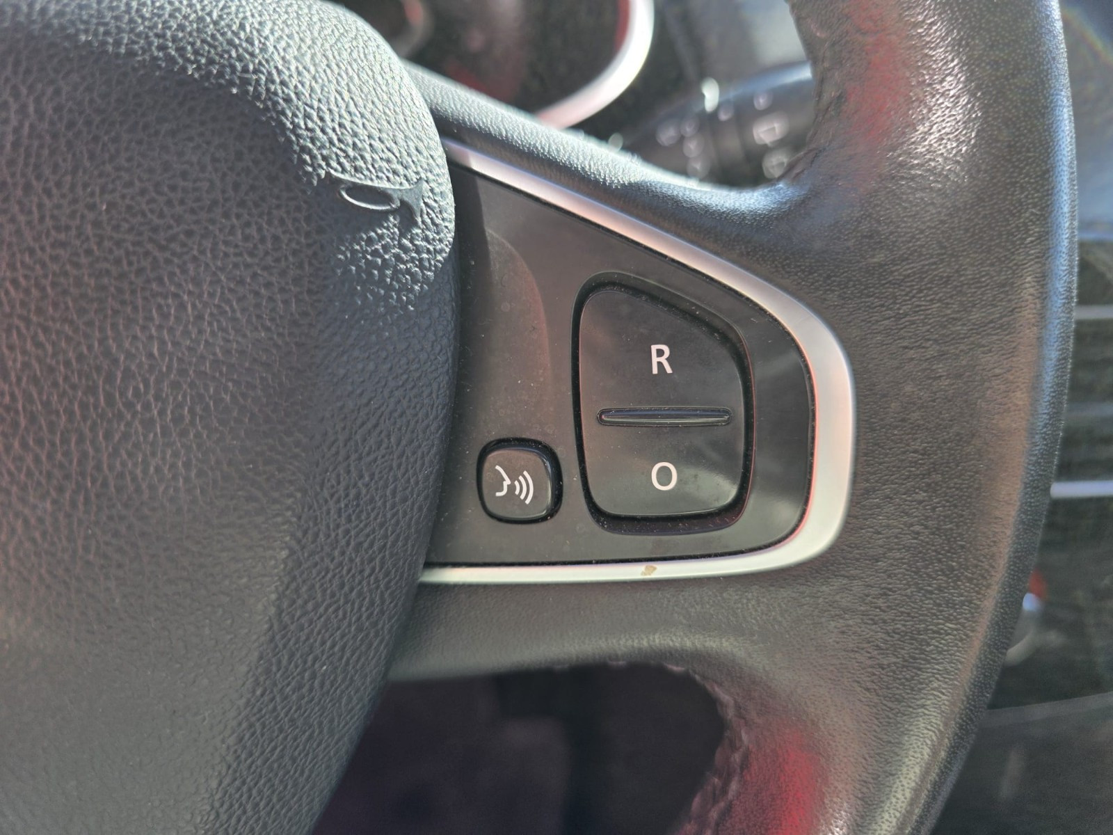 Renault Clio IV 1.5 dCi 90ch energy Zen 5p -Garantie 12 mois- — photo 21