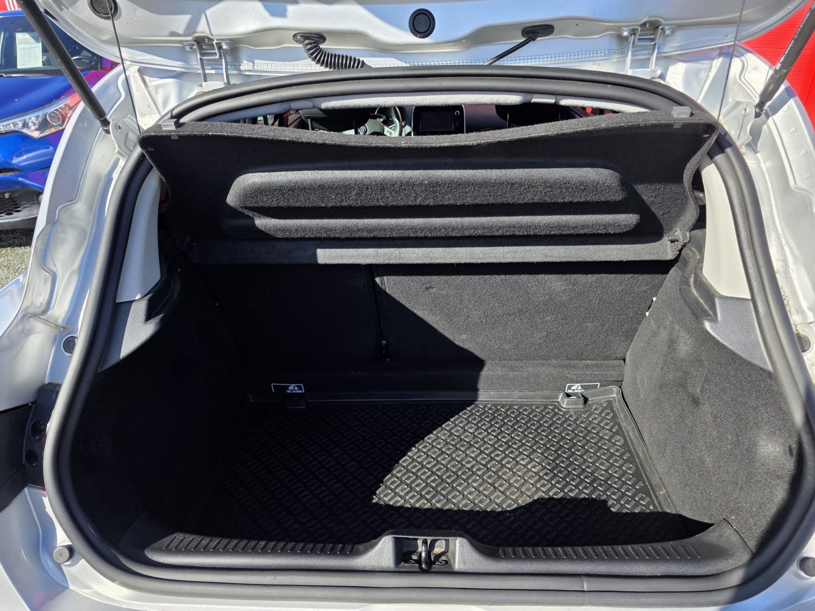 Renault Clio IV 1.5 dCi 90ch energy Zen 5p -Garantie 12 mois- — photo 28