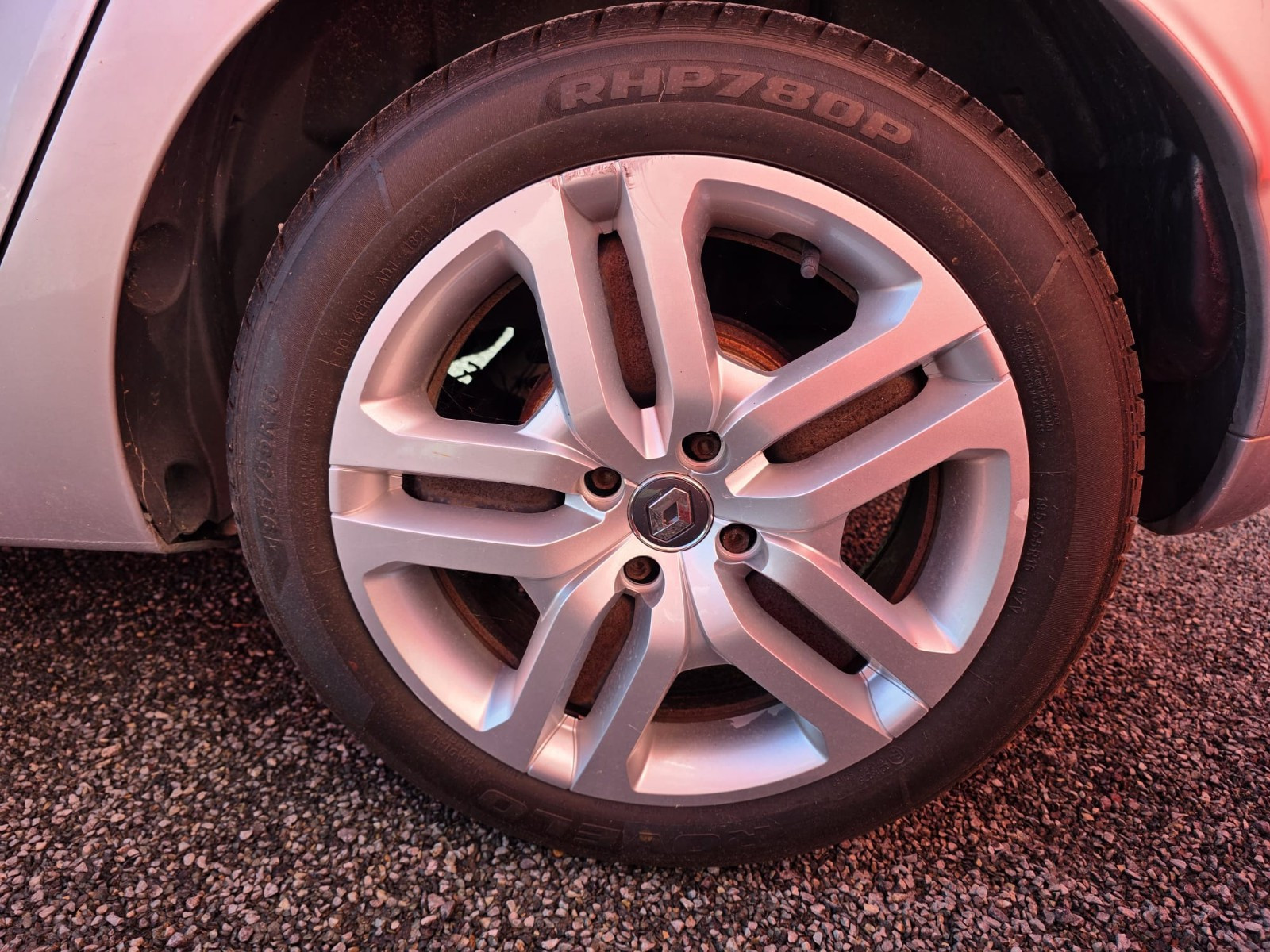 Renault Clio IV 1.5 dCi 90ch energy Zen 5p -Garantie 12 mois- — photo 30