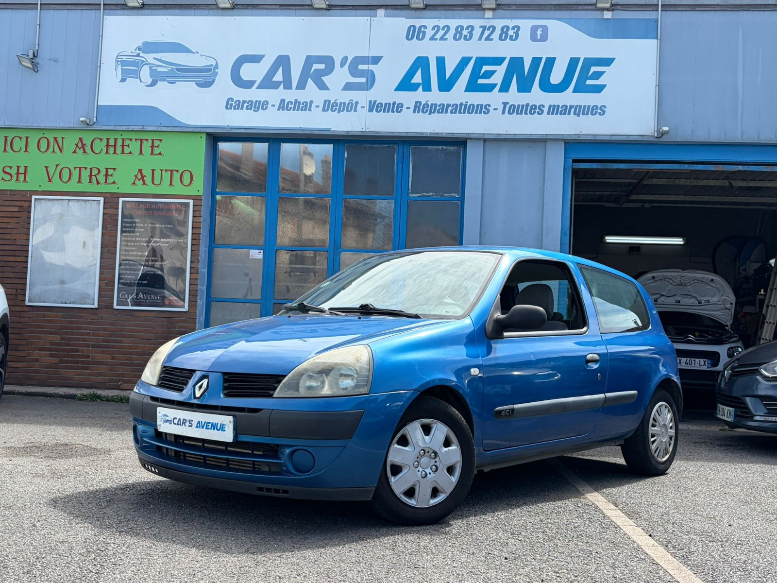 Renault Clio II Ph. 2 - vue 1