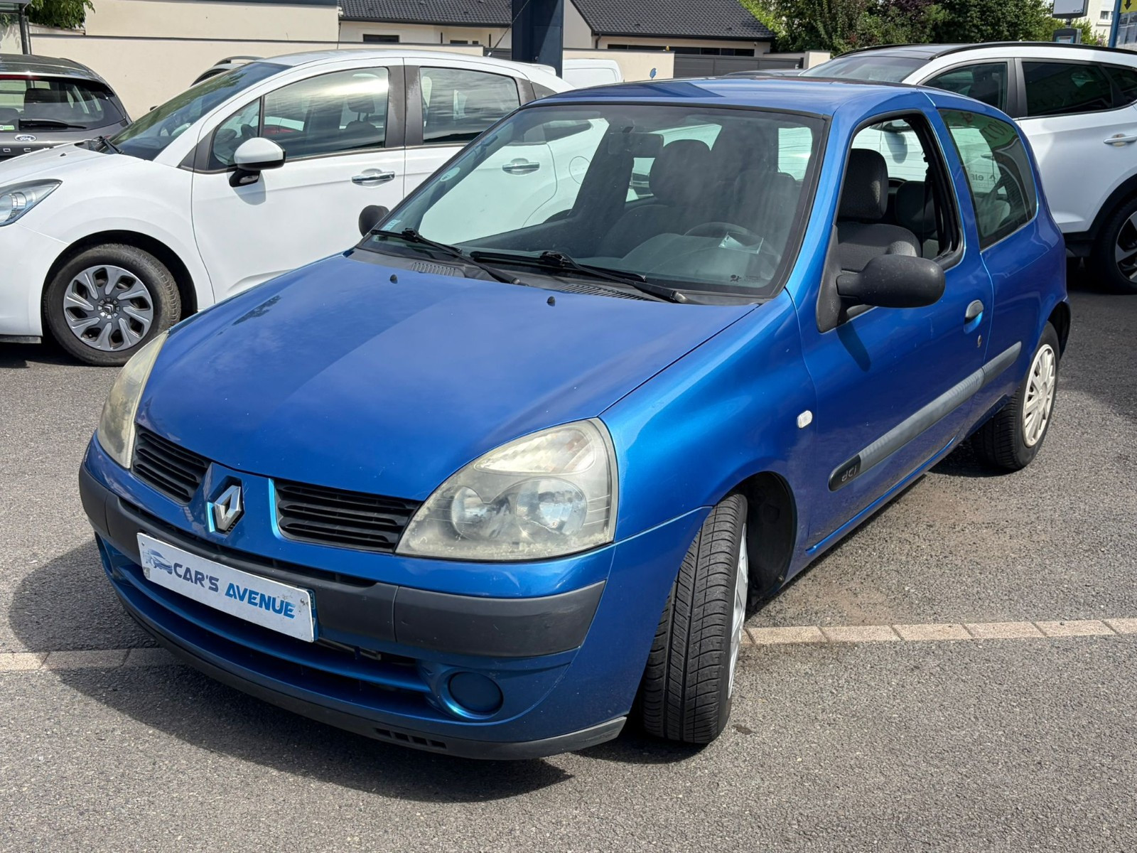 Renault Clio II Ph. 2 - vue 1