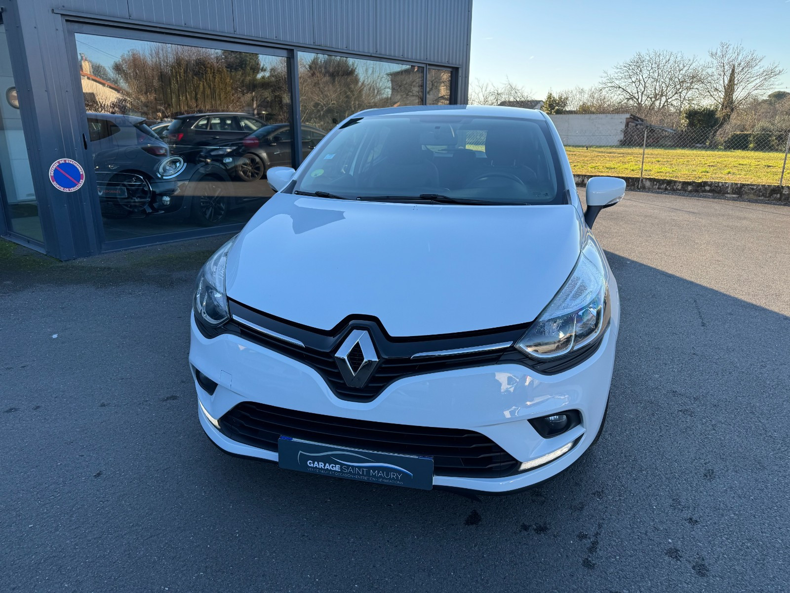 Renault CLIO IV - vue 1