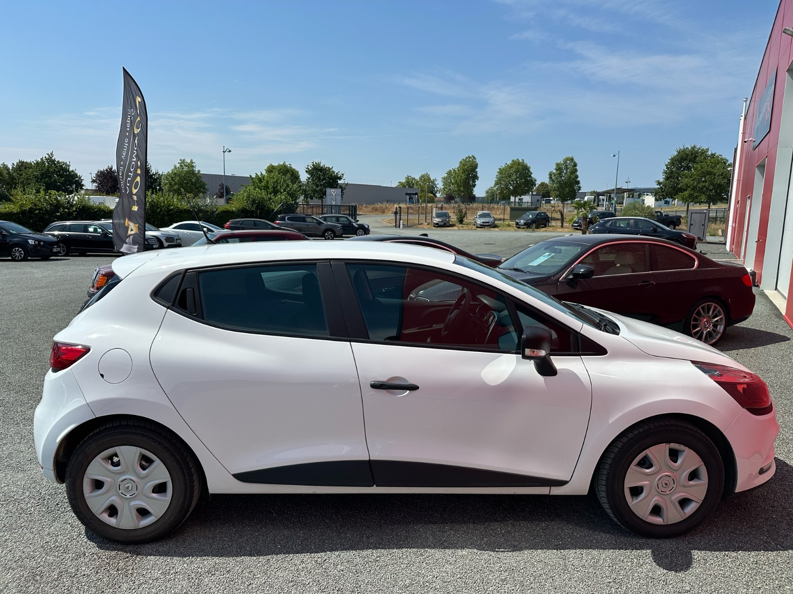 Renault CLIO IV 1.5 DCI 75 CH SOCIÉTÉ – GARANTIE 12 MOIS — photo 8