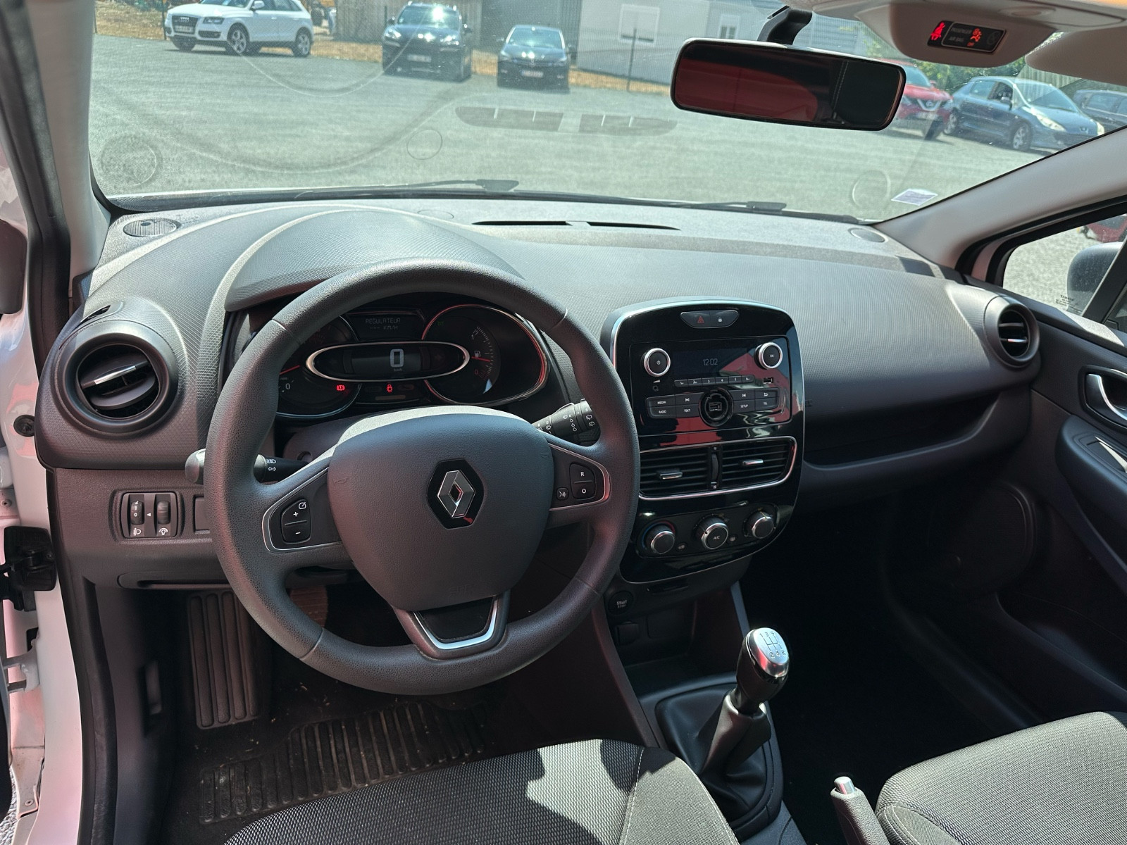 Renault CLIO IV 1.5 DCI 75 CH SOCIÉTÉ – GARANTIE 12 MOIS — photo 13