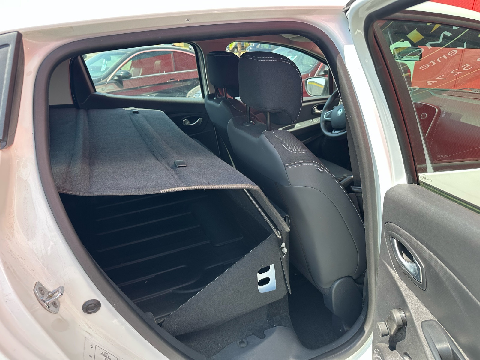 Renault CLIO IV 1.5 DCI 75 CH SOCIÉTÉ – GARANTIE 12 MOIS — photo 24