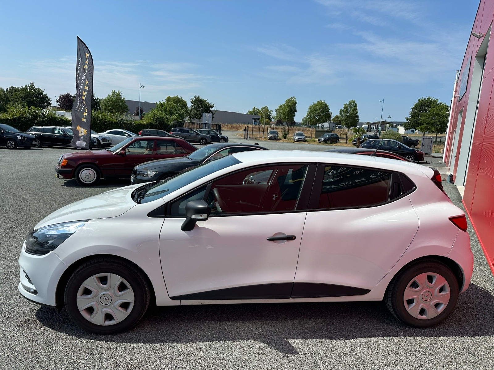 Renault CLIO IV 1.5 DCI 75 CH SOCIÉTÉ – GARANTIE 12 MOIS — photo 4