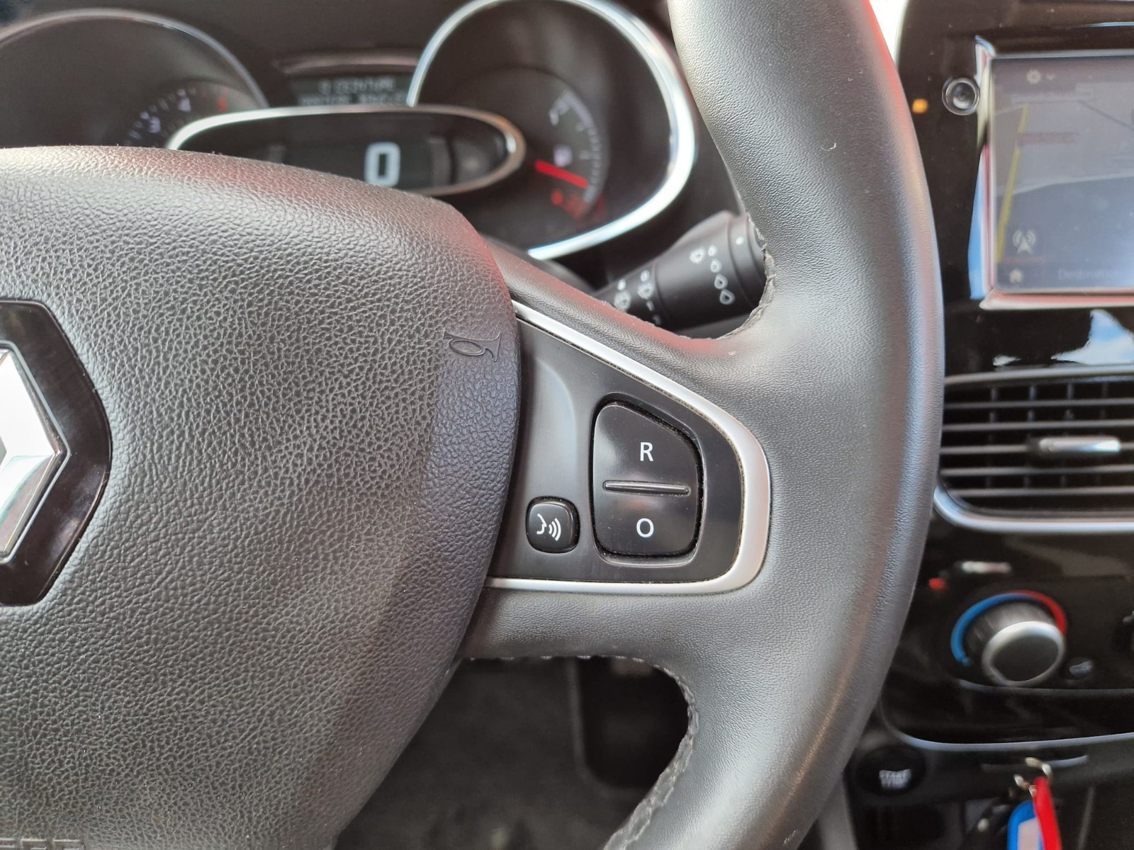 Renault CLIO IV 1.5 DCI 75CV – GARANTIE 12 MOIS — photo 22