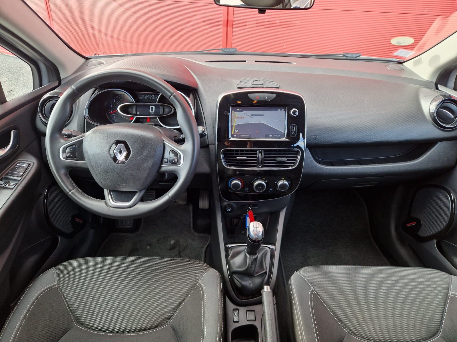 Renault CLIO IV 1.5 DCI 75CV – GARANTIE 12 MOIS — photo 13