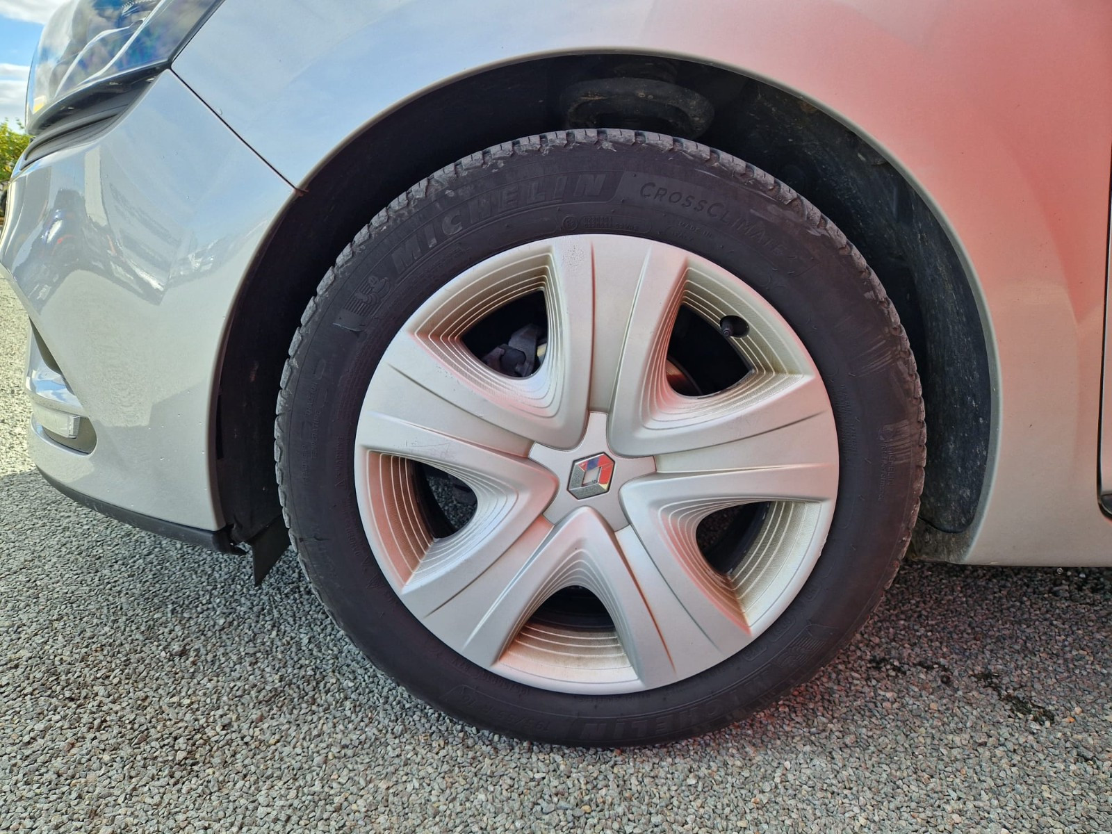 Renault CLIO IV 1.5 DCI 75CV – GARANTIE 12 MOIS — photo 9
