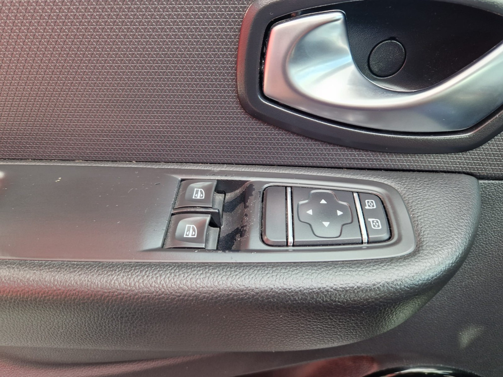 Renault CLIO IV 1.5 DCI 75CV – GARANTIE 12 MOIS — photo 23