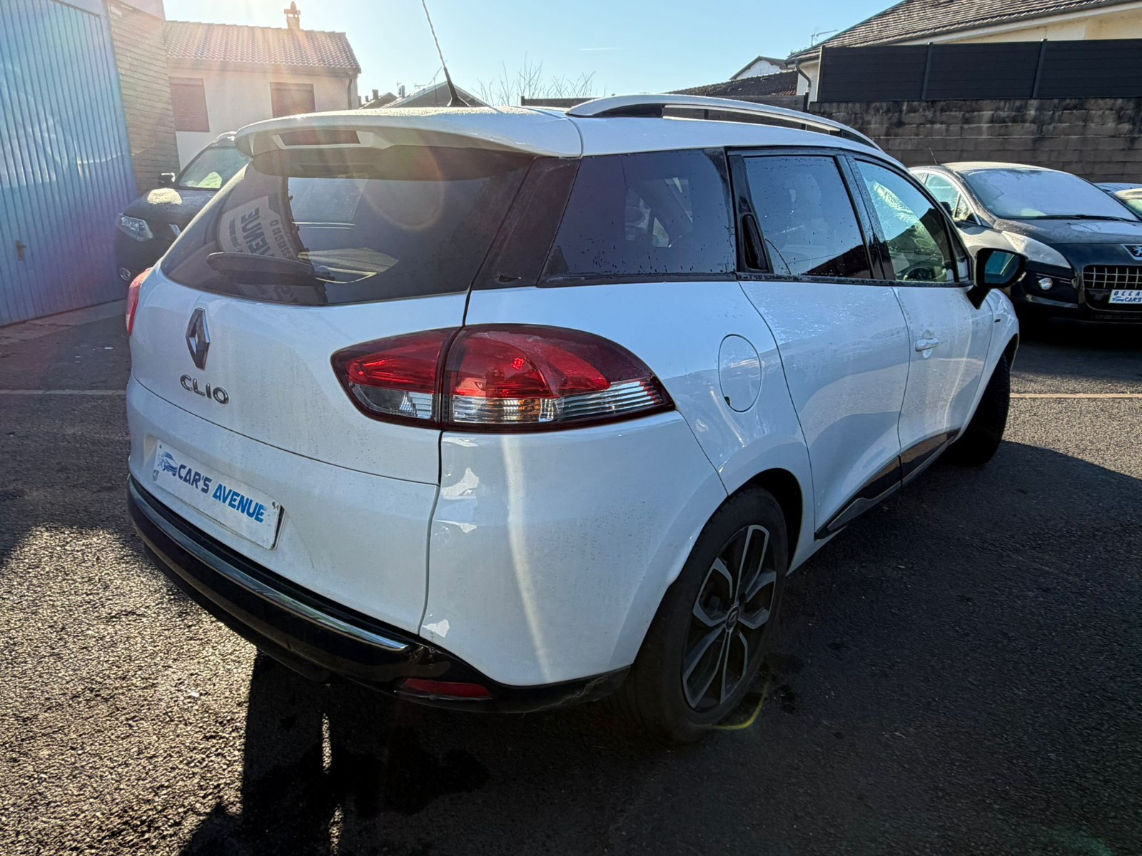 Renault CLIO IV ESTATE - vue 1