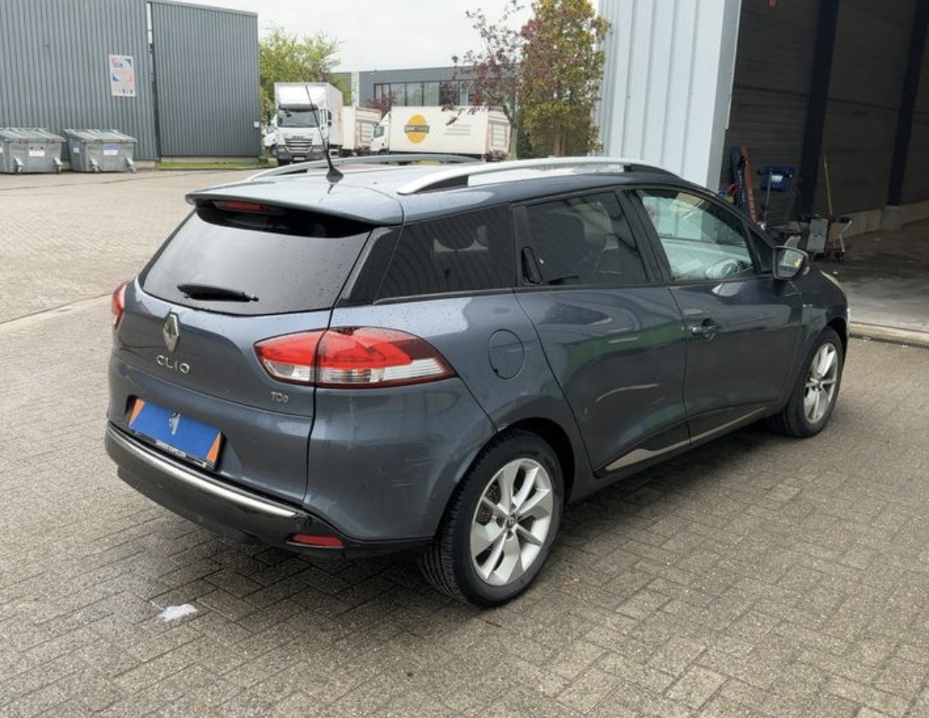 Renault CLIO IV ESTATE - vue 1